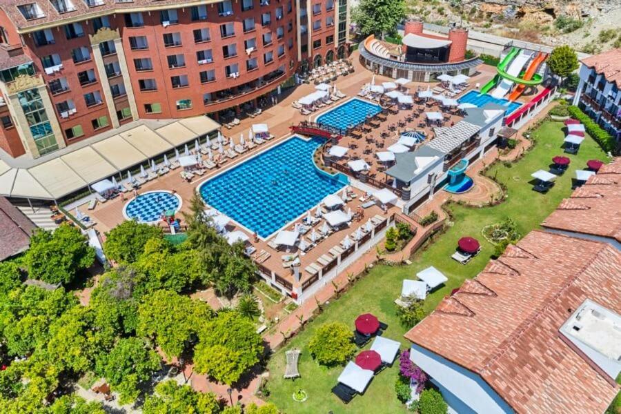 Noxinn Hotels Club Ultra All Inclusive Konaklı Exterior foto